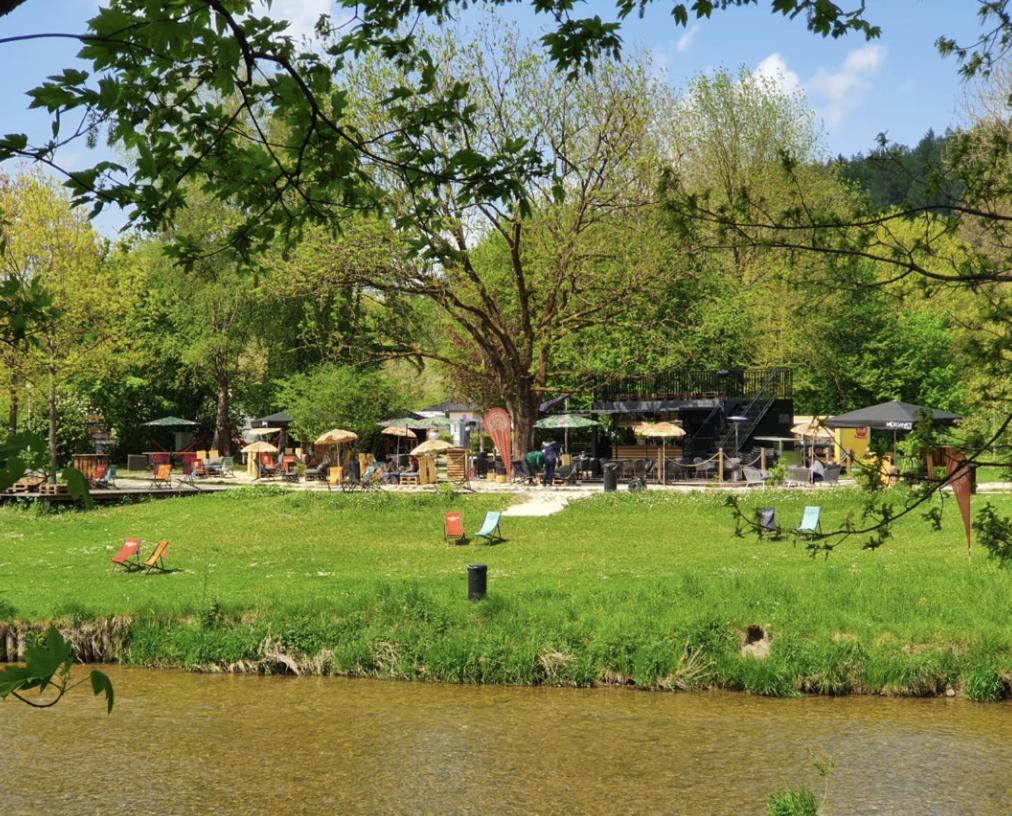 Gaestehaus Am Stadtpark Vocklabruck Exterior photo
